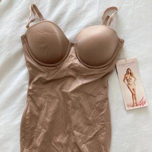 Victoria's Secret shapewear 32D NWT